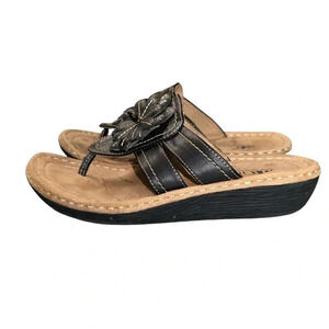 Cliffs by White Mountain‎ 8.5 brown boho comfort wedge slip on sandals